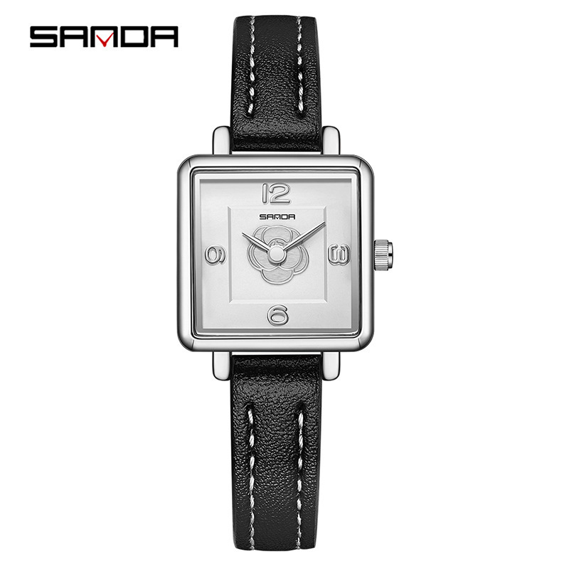 검은색 가죽과 은백색