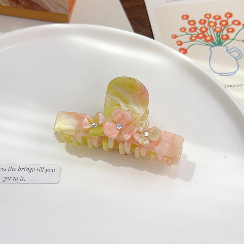 新款高级感醋酸抓夹大号镶钻发夹唯美优雅立体花朵鲨鱼夹发饰女|undefined
