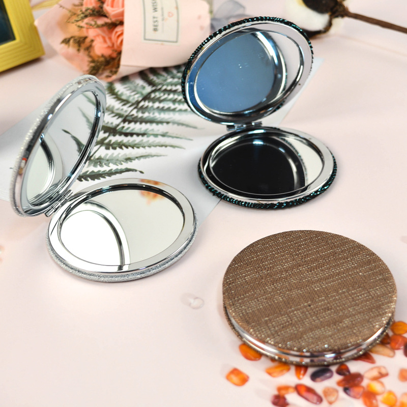 Handheld double-sided square folding small mirror