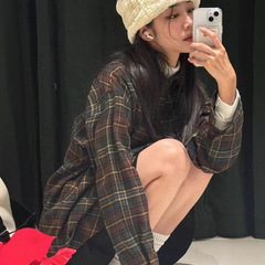 韓国のファッションブランドのTheBarnnet八乳のシャツは色の格子の復古のシャツの女性にぶつかります。