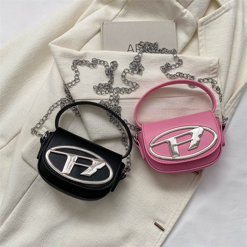 Bolso de los niños de las mujeres 2024 nueva moda mini silla bolsa niñas estilo occidental accesorios cadena mensajero bolsa monedero