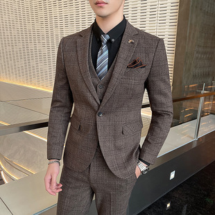 Live supply autumn and winter new men's suit three-piece vintage plaid suit business dress suit men