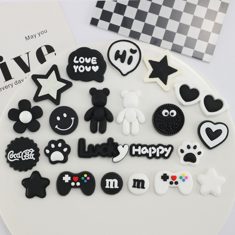 Small Black and White Violent Bear Pvc Soft Rubber Accessories for Phone Cases, DIY Decoration for Clogs, Water Bottles, Slippers, and Bags