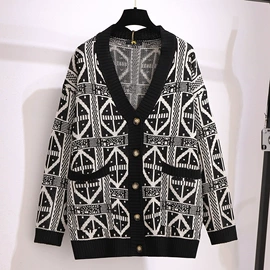 大码连衣裙;大码休闲套装;大码卫衣