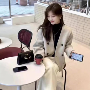 24���С���LV�I�p����ë����Ů�̿���|Ӣ���L����������q����