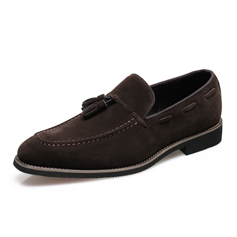 Mocassini con nappine da uomo, a punta, con piedini, casual, slip-on_voghion.com