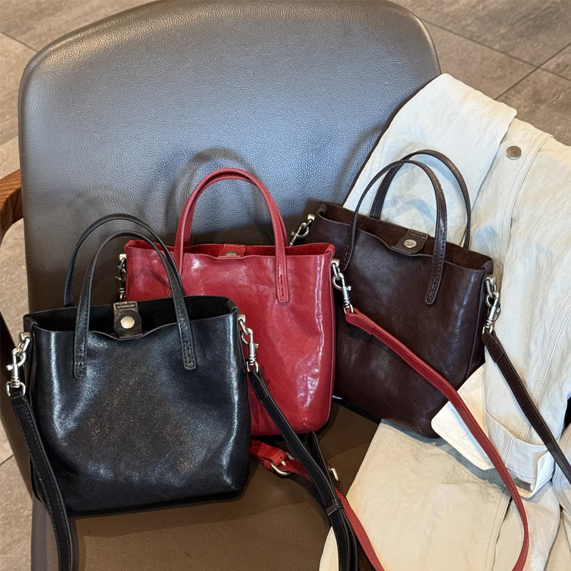 2026 New Model Top Layer Cowhide Bucket Mobile Phone Large Capacity Commuting Shoulder Bag, Crossbody Bag For Women,_voghion.com