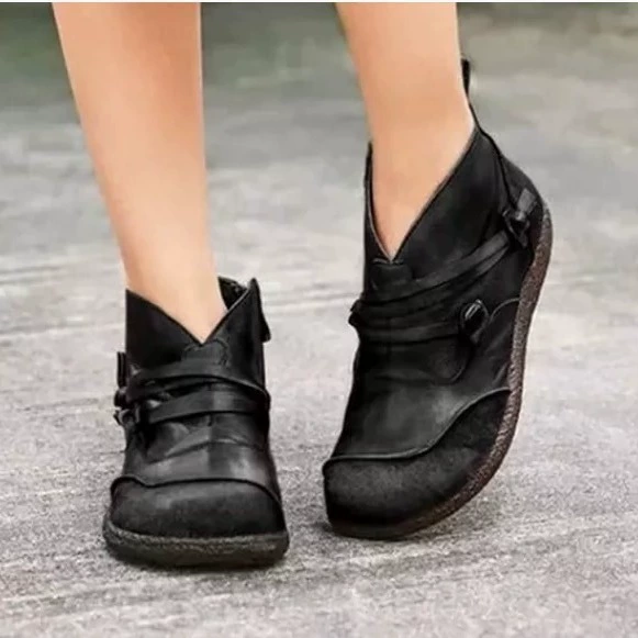 Осенние и зимние новые женские туфли ретро 40-43 плюс размер ботинки Martin плоские ботинки женские европейские и американские ботинки для внешней торговли