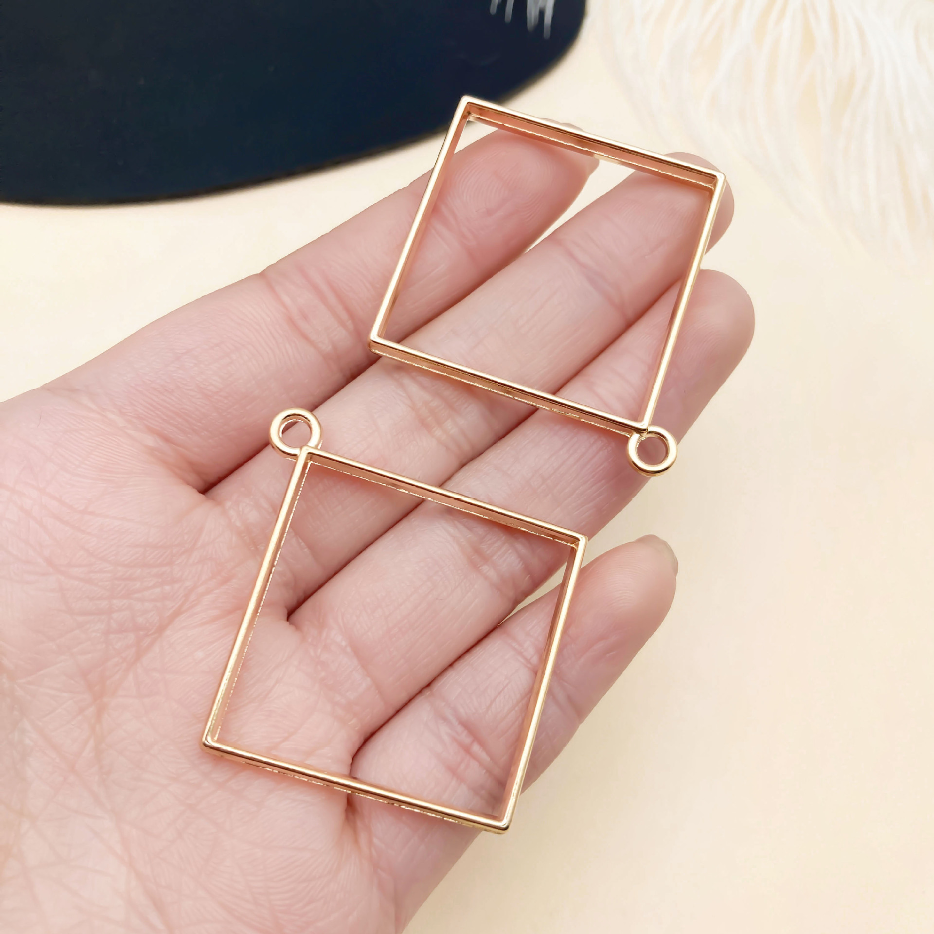 13513-LJ-大号kc金锌合金方形边框44×