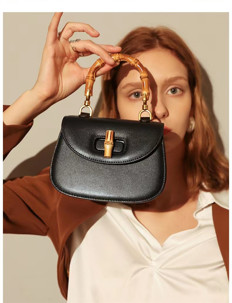 2024 Nuova borsa da donna in bambù primavera/estate con alta qualità e design unico Borsa da sella a tracolla con tracolla portatile di lusso leggera di alta qualità_voghion.com