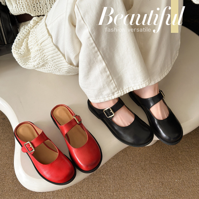 Dép sandal nữ da bò mũi trùm đế bằng, quai chéo chạm trổ cổ điển — đen chi tiết 2