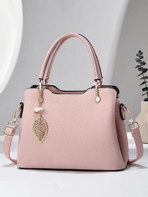 Fashionable capacious bag, genuine leather