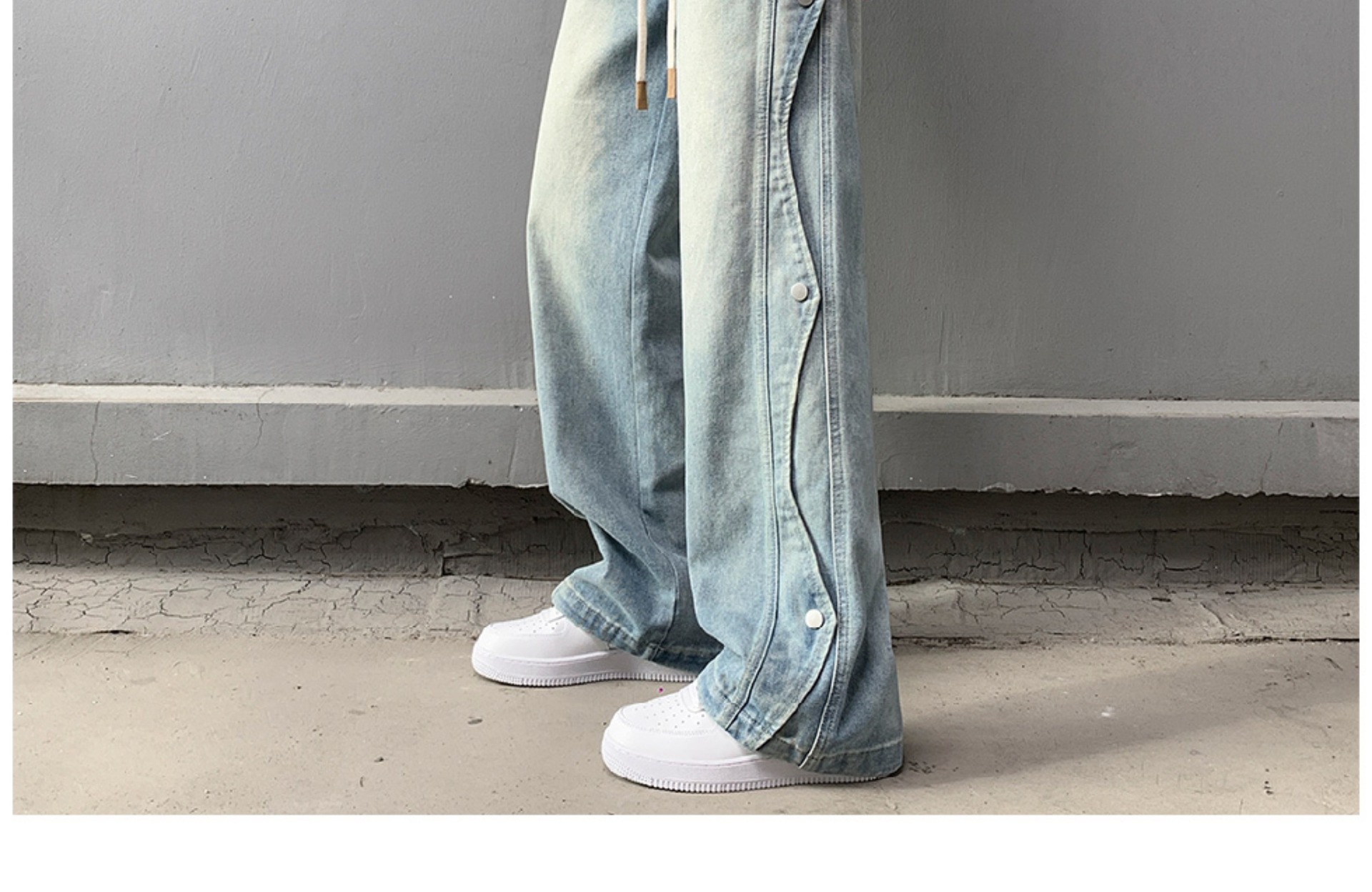 Retro Light Blue Men's Jeans High Street Hip Hop Stacked Design Straight Leg Loose Fit_viptrois.com