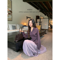 爱西里2025秋气质简约风v领侧绑带设计长袖通勤衬衫女上衣15235