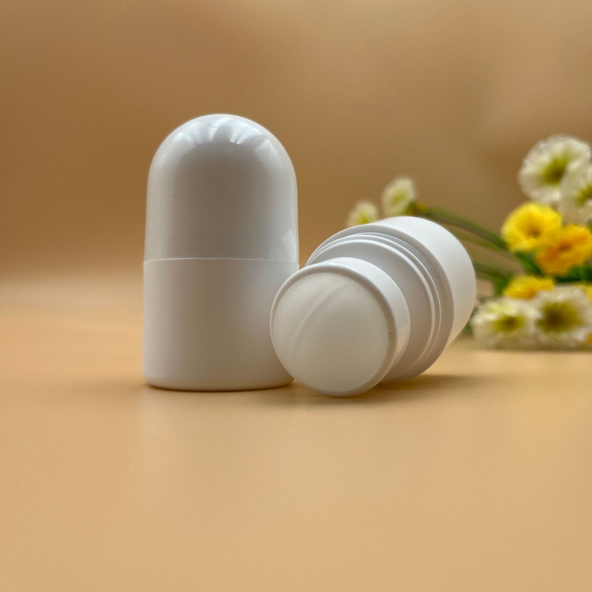 厂家现货20ml滚珠瓶走珠瓶包装瓶塑料瓶包装制品分装瓶量大优惠