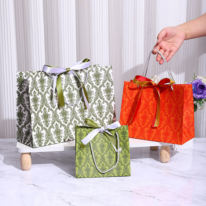High-End Clothing Shopping Bag Packaging Handbag Gucci Green Souvenir Paper Bag Large Kraft Paper Gift Bag