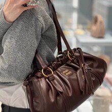 �͹���������miu���й���Ӱ�Ůб����μ��������eͨ��녶��Ů