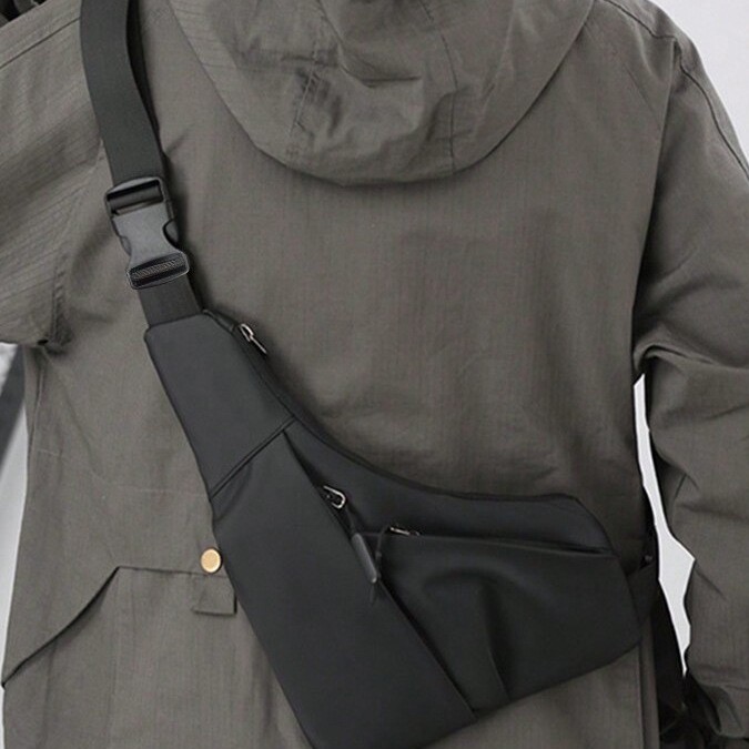 Trendy Men's Portable Leather Chest Bag Outdoor Sports Shoulder Bag Simple Lightweight Crossbody Bag Irregular Casual Waist Bag