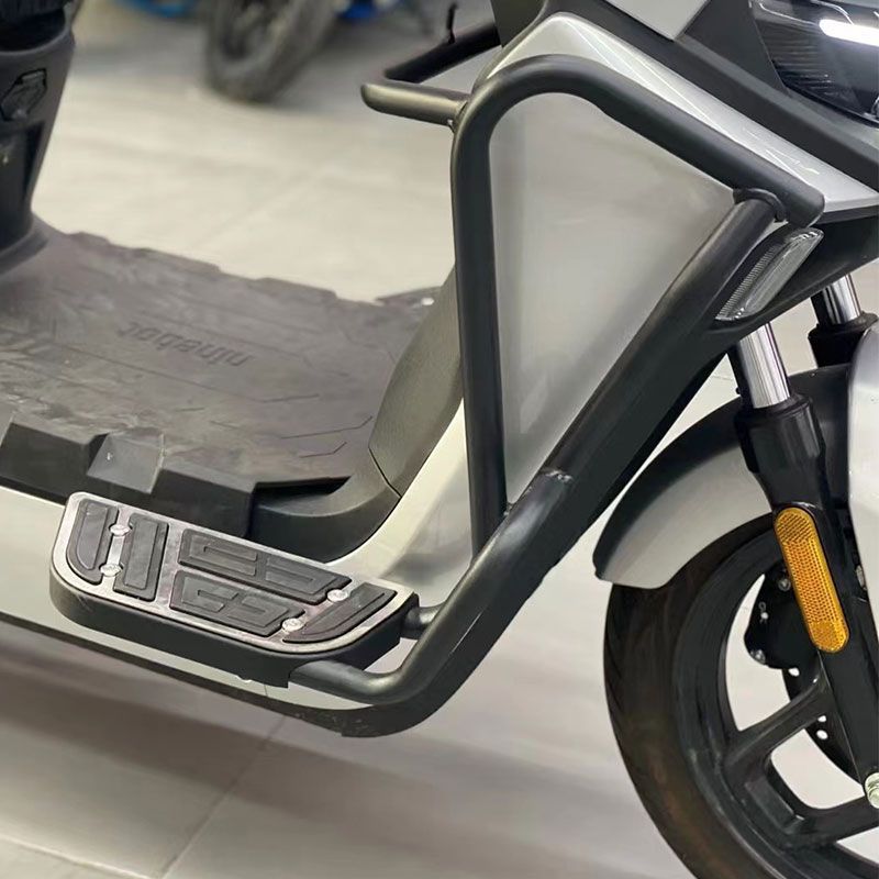 Suitable for Ninebot M80C/M85C/M95C+ Front Bumper with Pedal, Anti-Fall, Anti-Collision, Thickened and Reinforced Modification Accessories