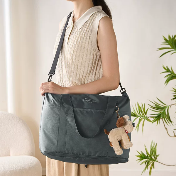 Botta Design Foldableable Travel Bag, Convenient Storage, Lightweight, Fashionable, Large-Capacity Cosmetics Bag, Travel Bag