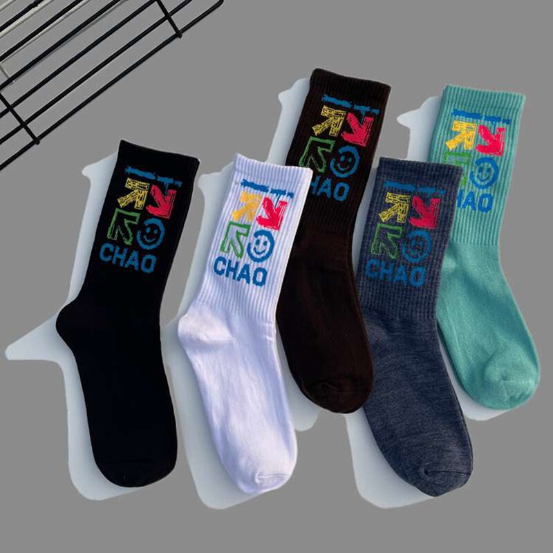 Fashion brand creative design smiley face letter socks men and women couple socks all-match mid-calf sports Street cotton socks