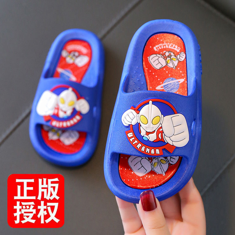 Artículos genuinos Ultraman zapatillas para niños verano niños antideslizante baño hogar bebé Superman zapatillas
