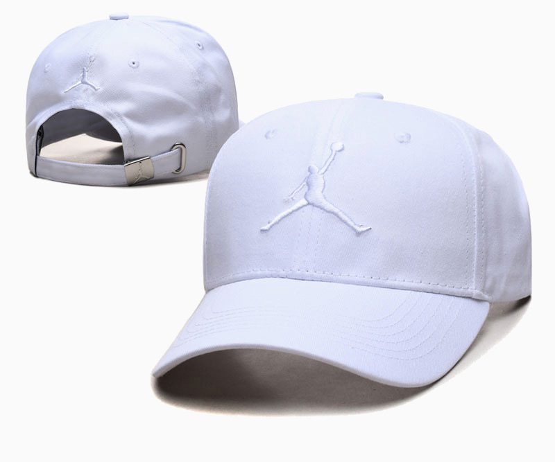 Letras transfronterizas bordadas sombreros de lengua de pato con parte superior suave primavera y verano sombreros de protección solar estudiantes parejas de béisbol versátiles nuevos