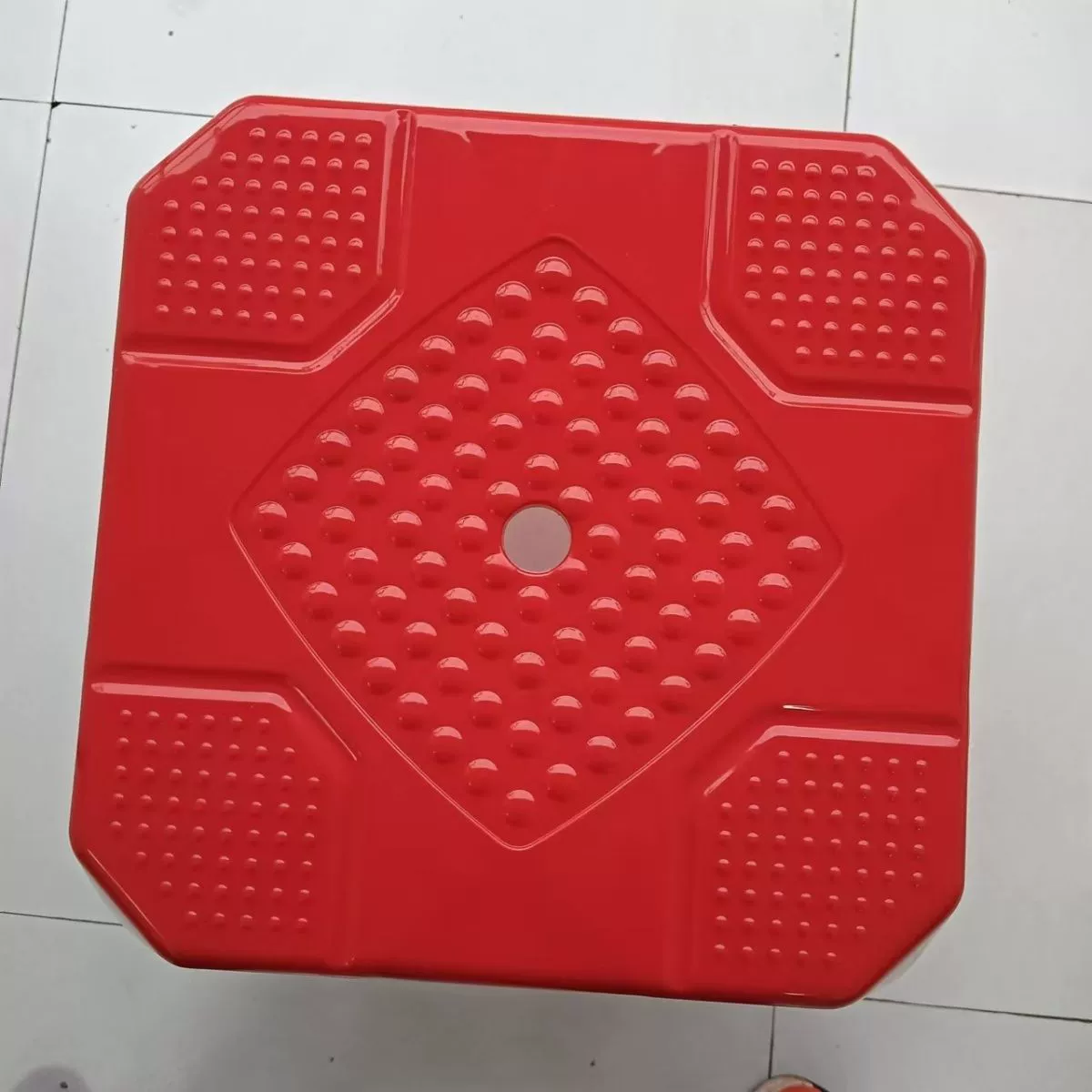 Пластиковые табуреты для домашнего использования, утолщенные квадратные табуреты, скамейки, складные табуреты, высокие табуреты, табуреты для обеденного стола, стильные пластиковые стулья.