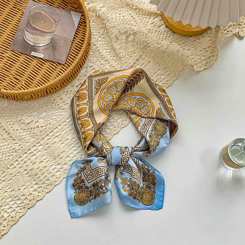 Espiga redonda y azul claro