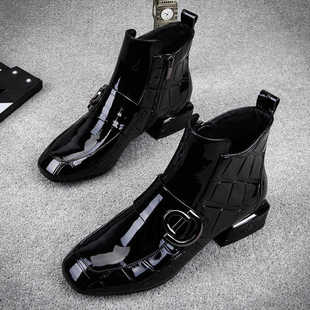 Martin boots 2023 autumn and winter new patent leather flat square toe fleece-lined warm British style short boots plus size leather shoes for women