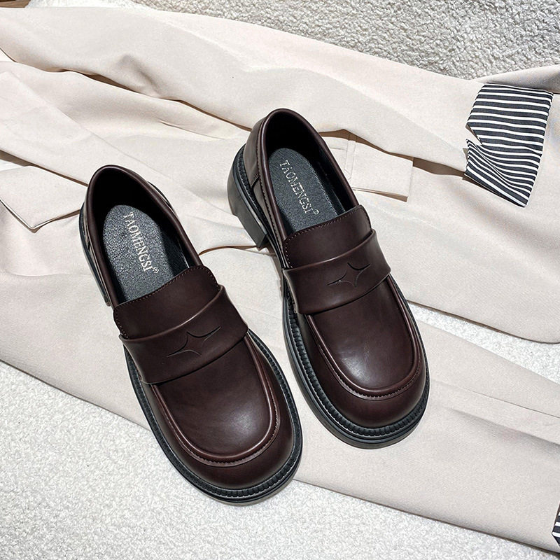 Giày lười nữ đế dày kiểu Anh cổ thấp mũi tròn gót thô 3-5 cm — Màu nâu, Màu đen