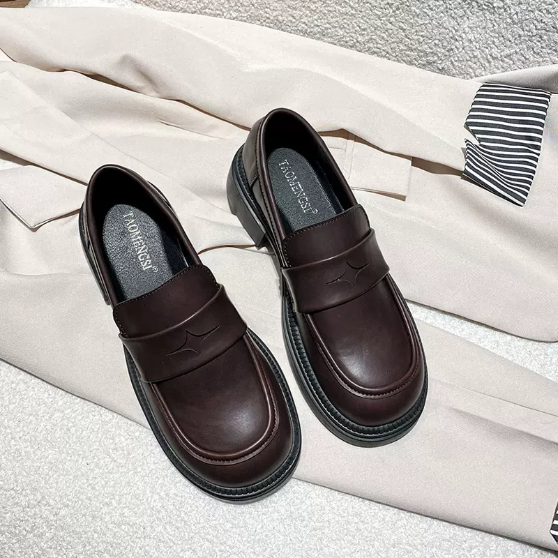 557惠东易鑫达英伦风复古百搭厚底懒人乐福鞋女大码小皮鞋