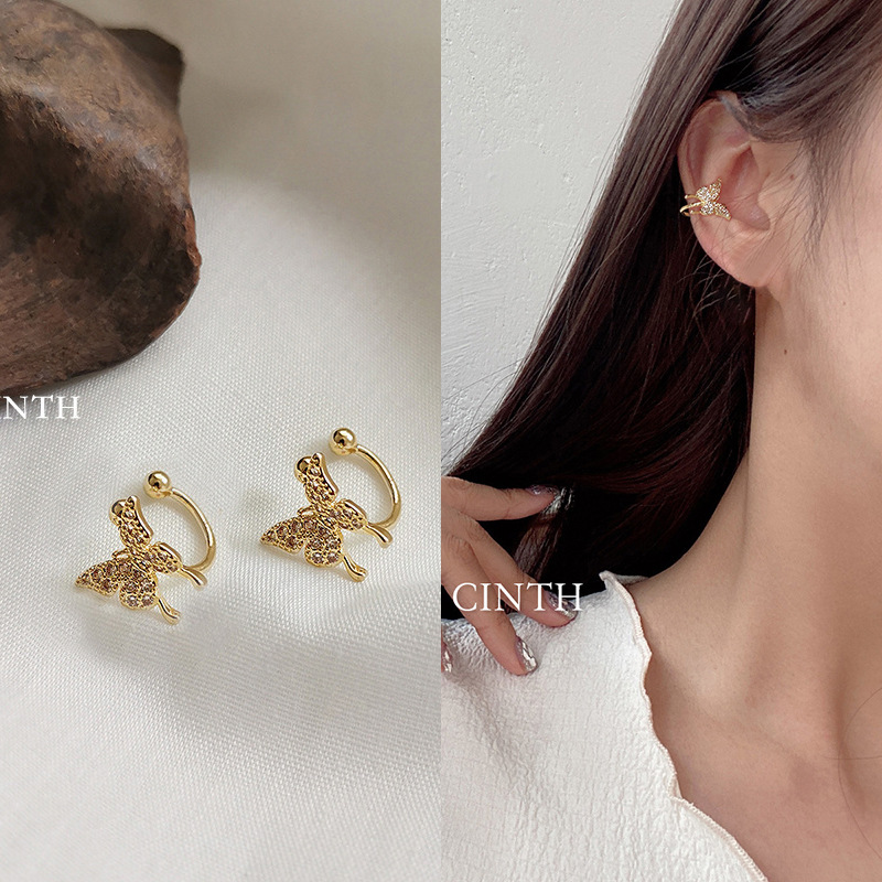 8g Weight Zircon Inlay Material Ear Studs Classification 1 Piece Quantity Daily Occasion Copper Material U Shape Pattern Women'S Gender Plating Design Fashion Style Fashion U Shape Copper Plating Zircon Women's Ear Studs 1 Piece 40