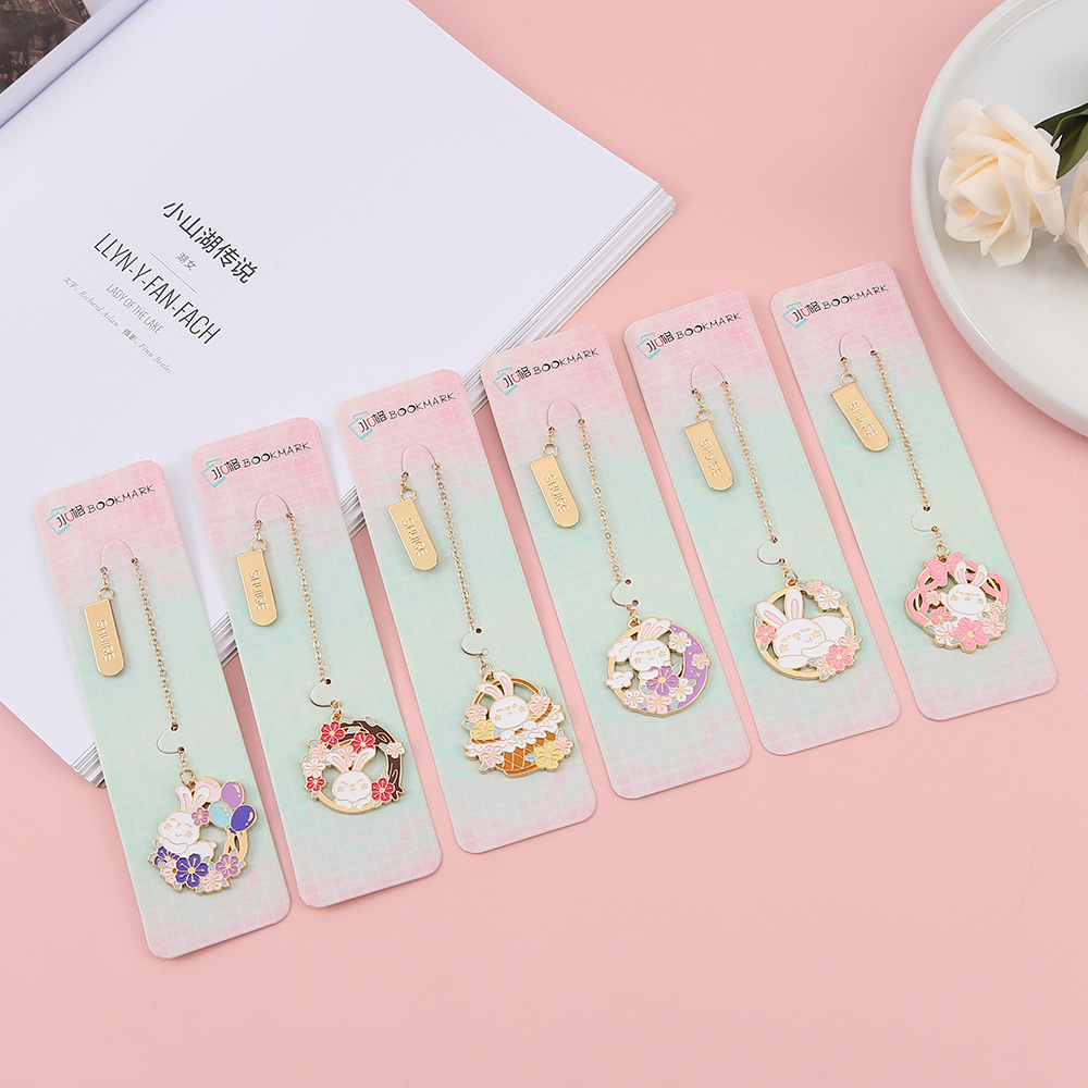 New Rabbit Year Anime Bookmark with Alloy Material, Cute Cartoon Tassel Bookmark, Student End-of-Term Prize, Bulk Selling Bookmark Clamper