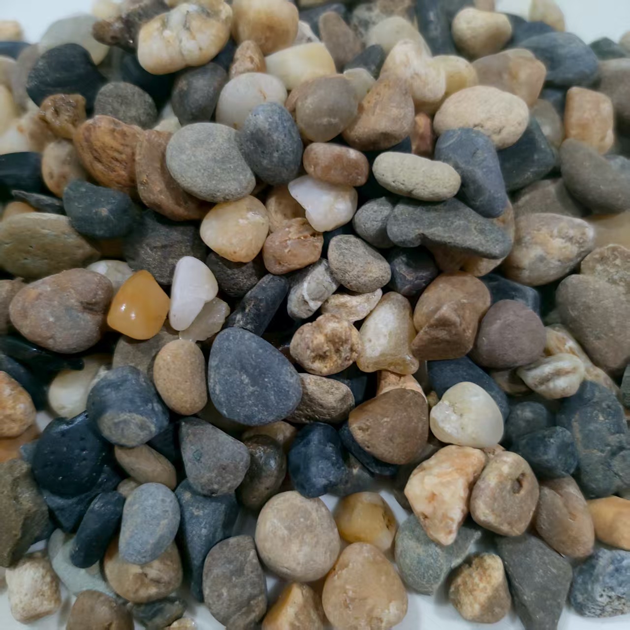 Native stream sand [pack of 1.5kg] natural, finely washed, about 1-3cm