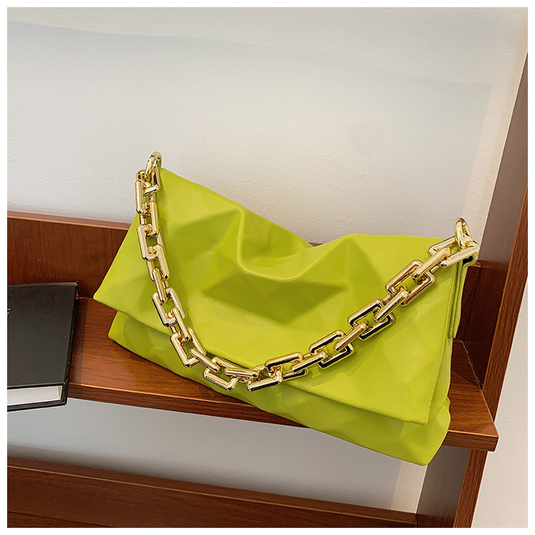 Acrylic Thick Chain Women's Bag Geometric Pattern 2021 Summer New Fashion Messenger Bag Shoulder Underarm Bag display picture 6