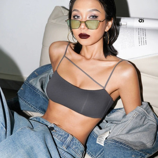 [Play] Thin Shoulder Strap Tube-top Underwear Women's Gather Small Chest Traceless Upper-support Comfortable Bra Sexual Beautiful Back Bra