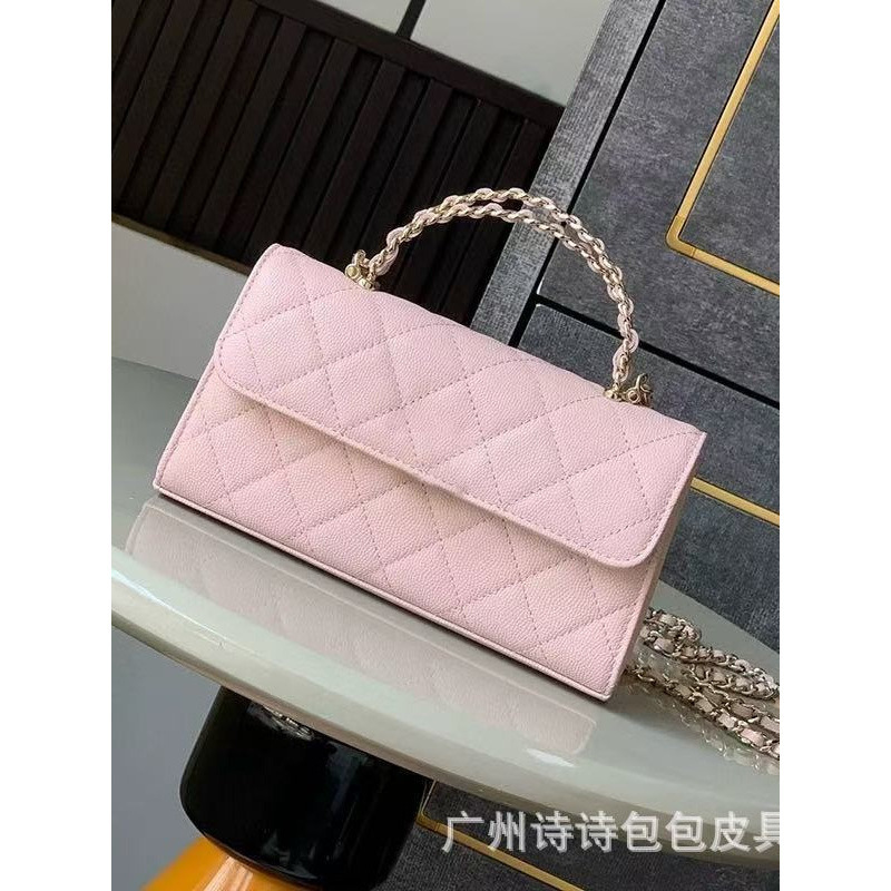 25S New Cross-Handle Small Quilted Chain Handbag in Cherry Blossom Pink Kelly Style, High-End Feel 25S New Cross-Handle Small Quilted Chain Handbag in Cherry Blossom Pink Kelly Style, High-End Feel