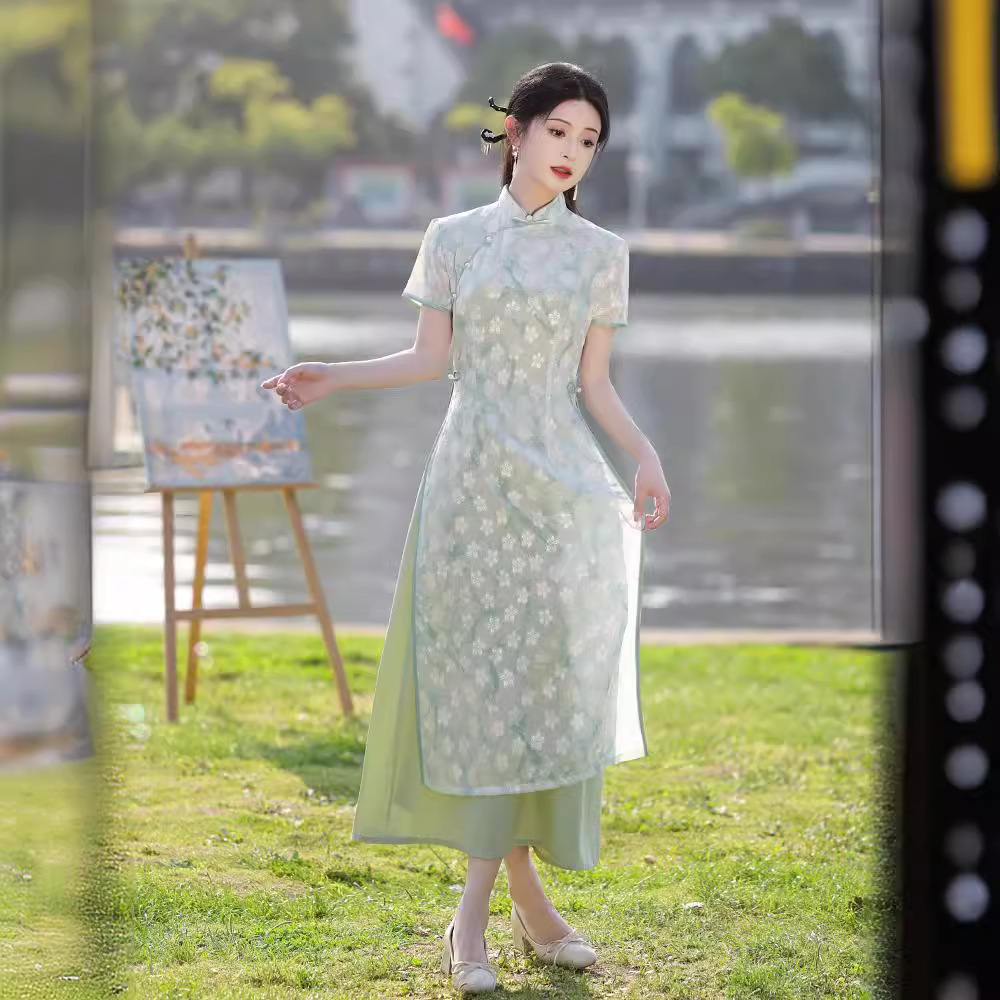 Green summer cheongsam