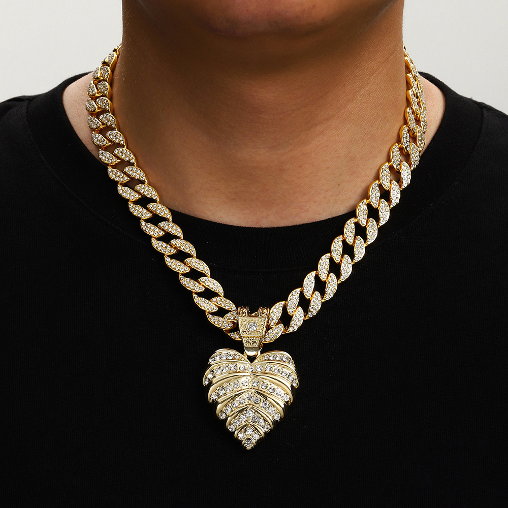 Colgante dorado con cadena cubana de 18 pulgadas (45cm)