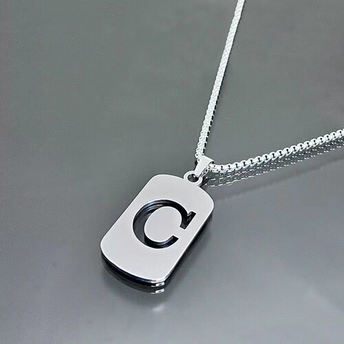 English 26-letter necklace titanium steel necklace for men and women, students, couples, fashion accessories, niche design, simple and versatile trendy