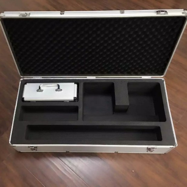 厂家热推大型医疗箱 防震运输箱 航空箱 拉杆灯具铝箱