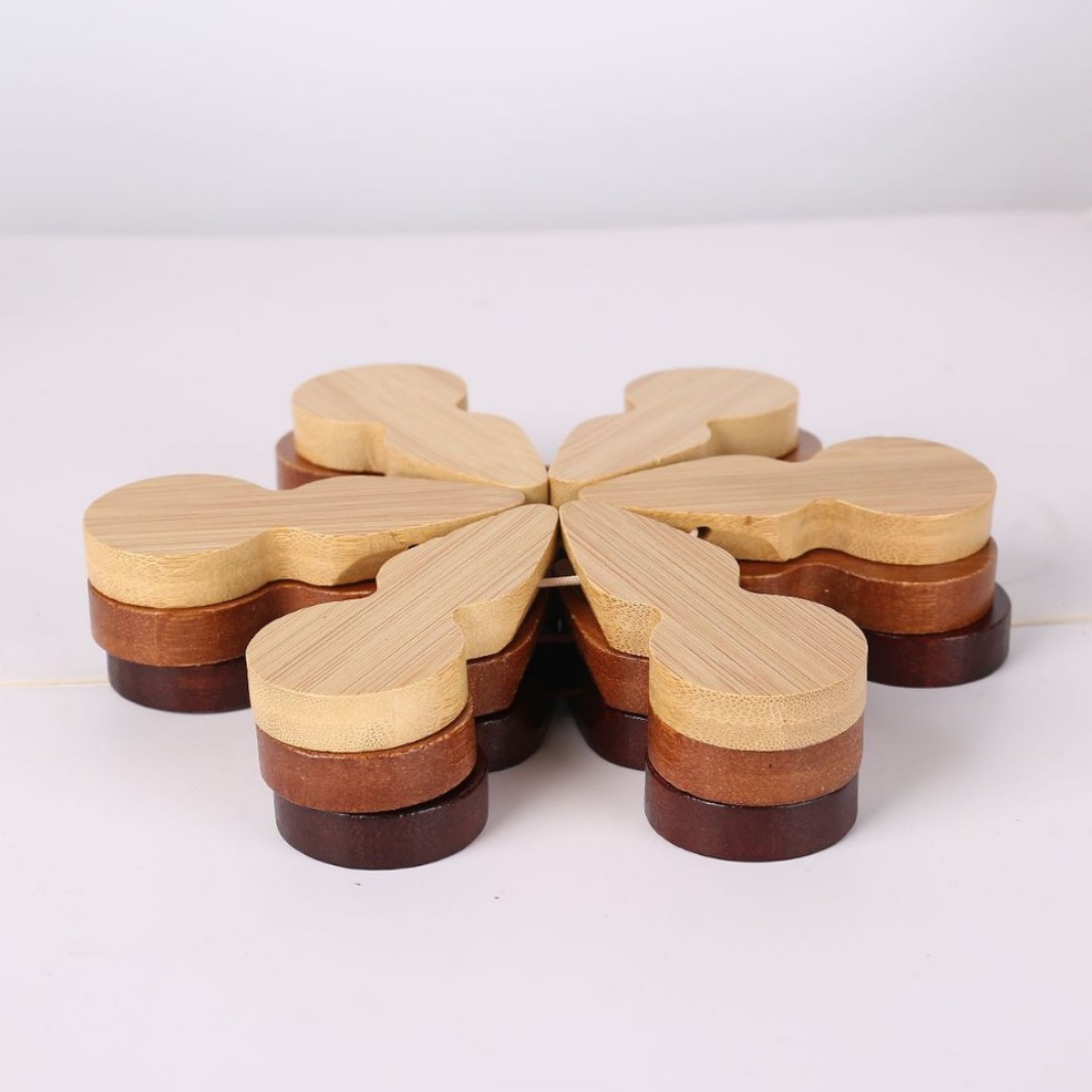 Un árbol aislante térmico almohadilla resistente a quemaduras resistente a altas temperaturas almohadilla de comedor casera de alta calidad sensación de árbol de Navidad calabaza mesa de comedor tazón almohadilla decoración