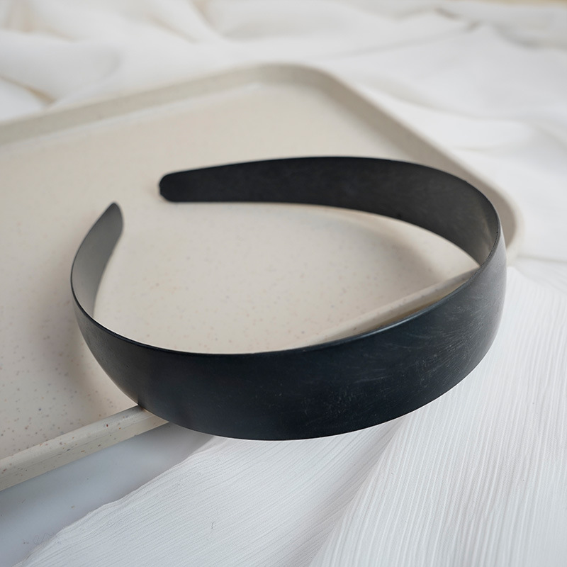 2,8 cm preto estendido 38-38,5 cm