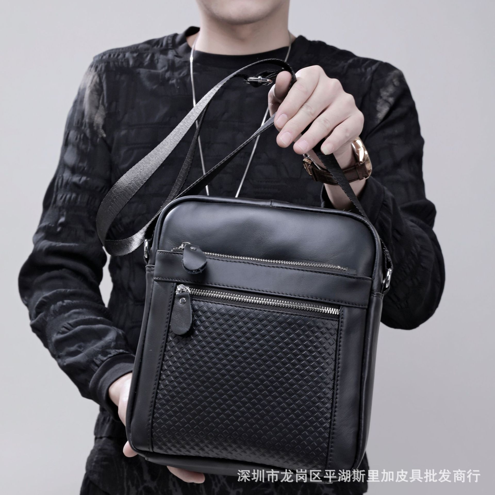 Direct head layer cowhide men's bag single shoulder bag new men's leather crossbody bag foreign trade portable business briefcase