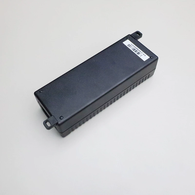 Официальный PoE+ инжектор Raspberry Pi стандарта 802.3at для Raspberry Pi 5/4B