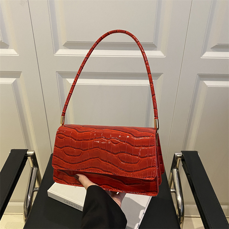 Temperamento simple, moda, cocodrilo, bolsas debajo de las axilas, mujeres, 2025 primavera, nueva bolsa de hombro, bolsas de mano de moda