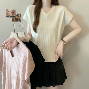 2025 New Summer Style V Neck Stripesd Simple Short-Sleeved Knitwear Women's Large Size Versatile Slimming Look Casual Top