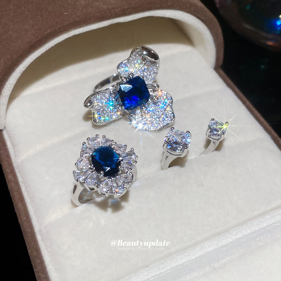 Anel de dedo indicador em formato de gota d'água com zircônia super brilhante em estilo palácio, com acabamento pesado, leve e luxuoso._voghion.com