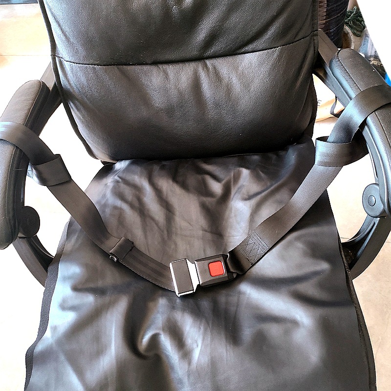 Electric tricycle motorcycle rear seat child safety belt installation-free two-point wheelchair stretcher bed binding belt
